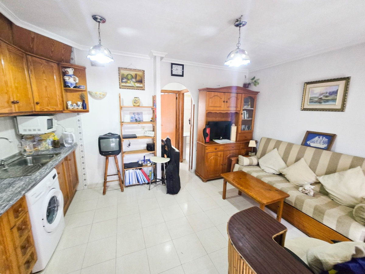 Bungalow te koop in Torrevieja | 1 slaapkamers H5389486