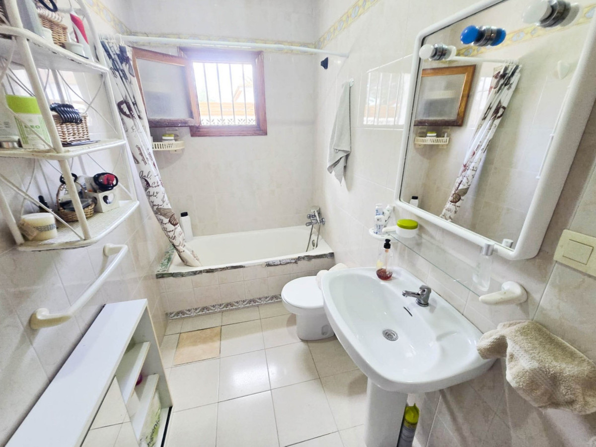 Bungalow te koop in Torrevieja | 1 slaapkamers H5389486