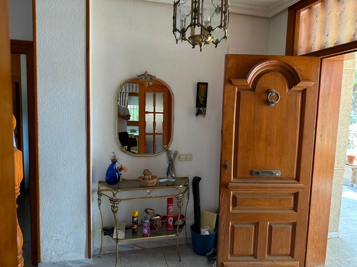Huis te koop in Torrevieja | 8 slaapkamers H5389519