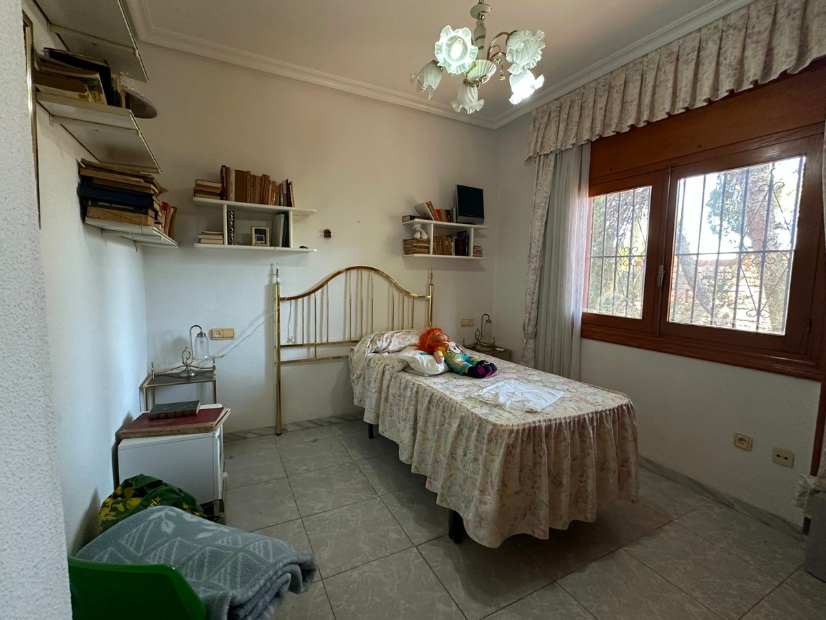 Huis te koop in Torrevieja | 8 slaapkamers H5389519