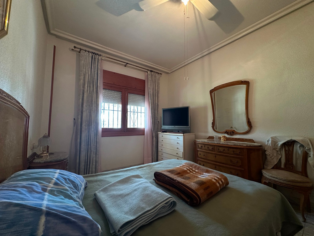 Huis te koop in Torrevieja | 8 slaapkamers H5389519