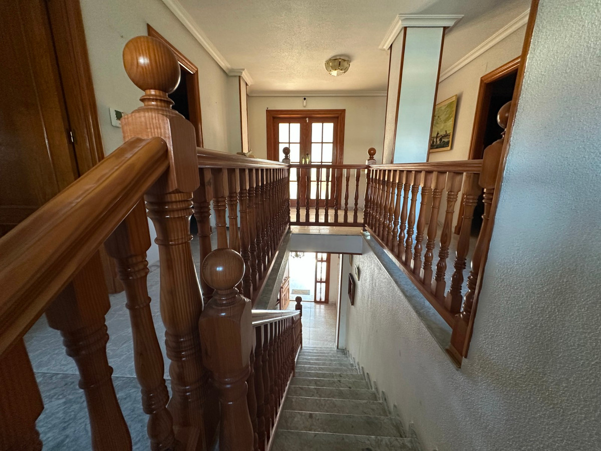 Huis te koop in Torrevieja | 8 slaapkamers H5389519