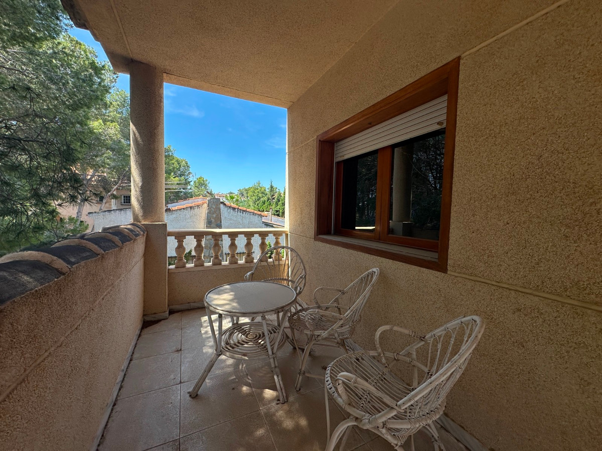 Huis te koop in Torrevieja | 8 slaapkamers H5389519