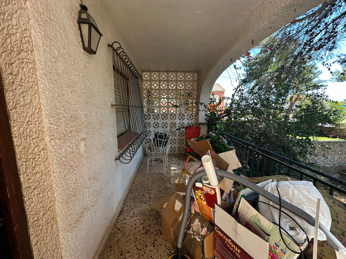 Huis te koop in Torrevieja | 8 slaapkamers H5389519