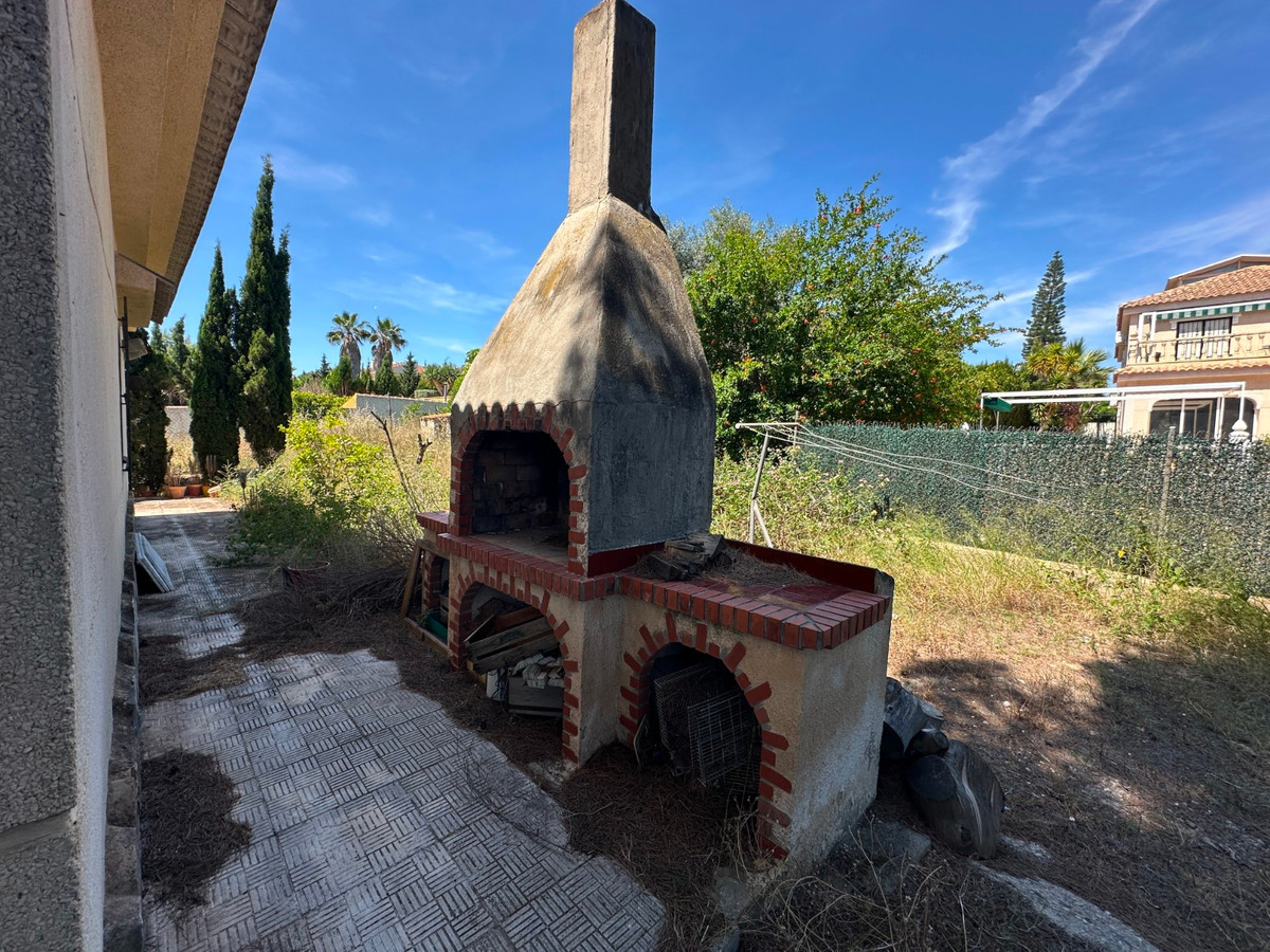 Huis te koop in Torrevieja | 8 slaapkamers H5389519