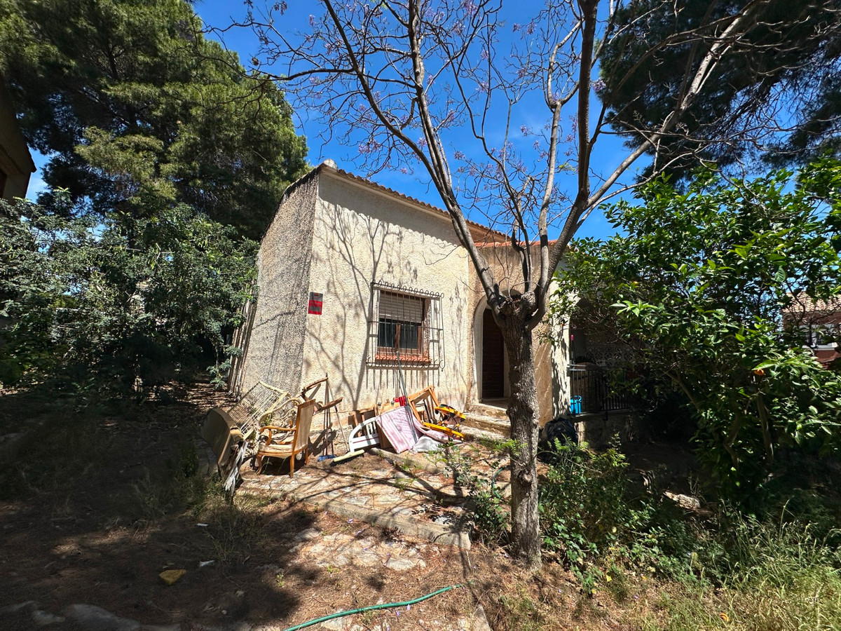 Huis te koop in Torrevieja | 8 slaapkamers H5389519