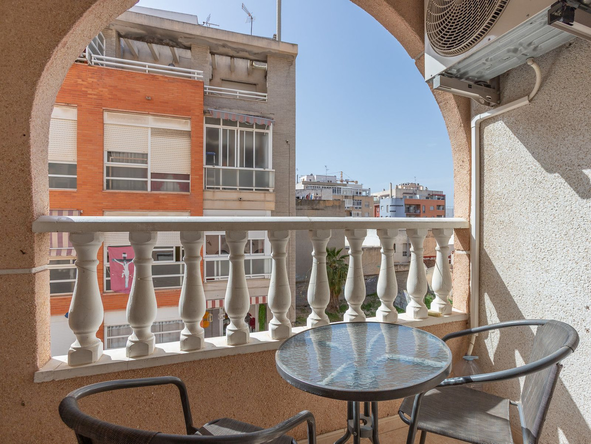 Quad te koop in Torrevieja | 2 slaapkamers H5394241