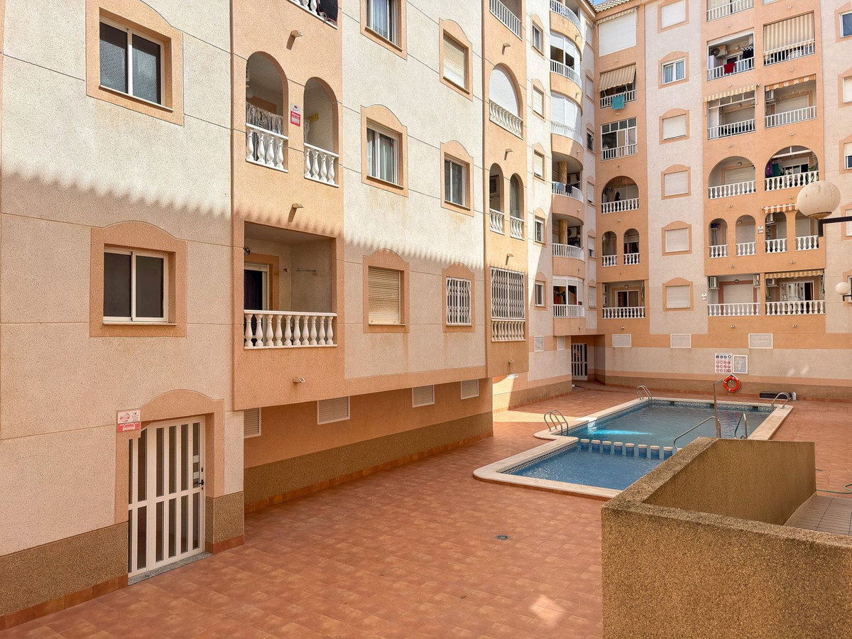 Quad te koop in Torrevieja | 2 slaapkamers H5394241