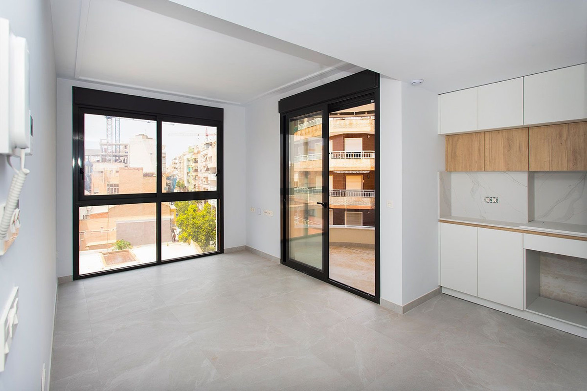 Appartement te koop in Torrevieja | 2 slaapkamers H5396770