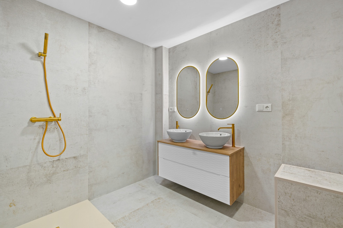 Huis te koop in Torrevieja | 3 slaapkamers H5400949