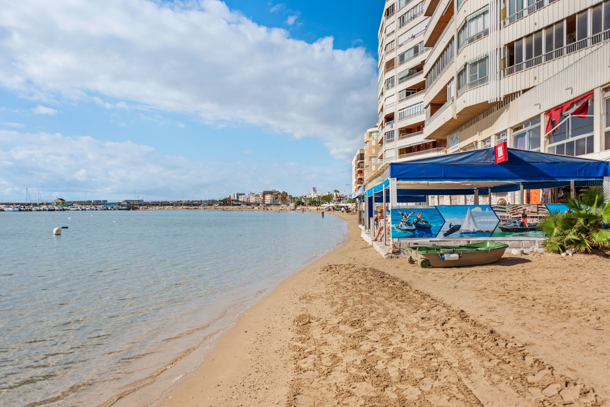 Huis te koop in Torrevieja | 3 slaapkamers H5400949