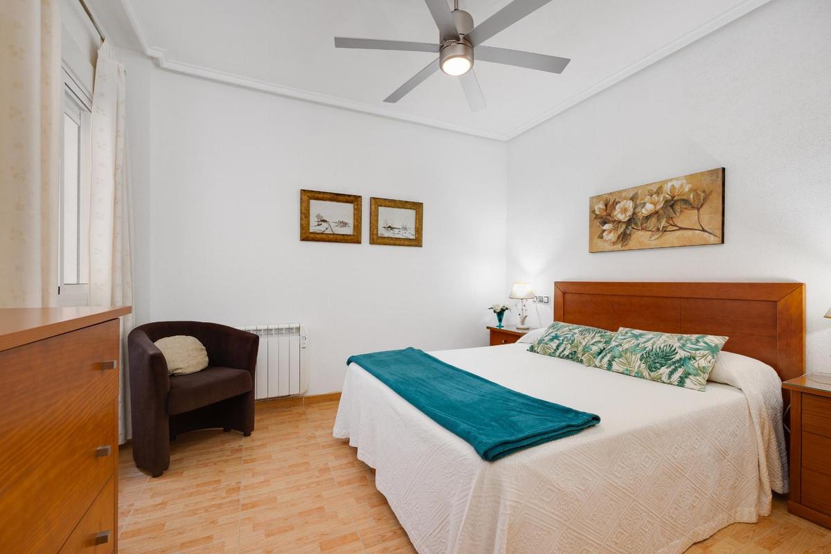Huis te koop in Torrevieja | 2 slaapkamers H5406784