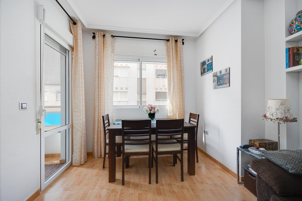Huis te koop in Torrevieja | 2 slaapkamers H5406784