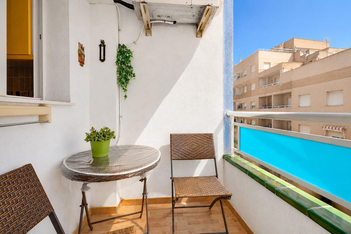 Huis te koop in Torrevieja | 2 slaapkamers H5406784