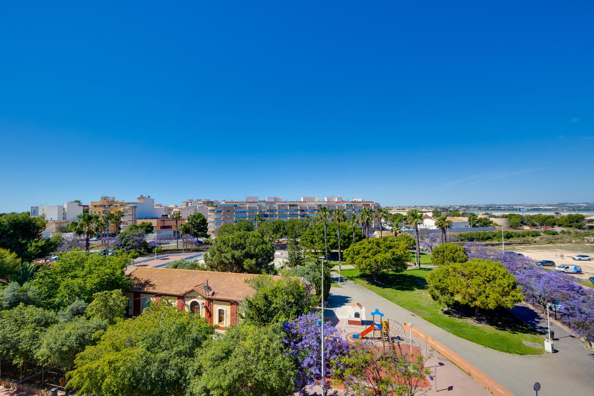 Huis te koop in Torrevieja | 2 slaapkamers H5406784