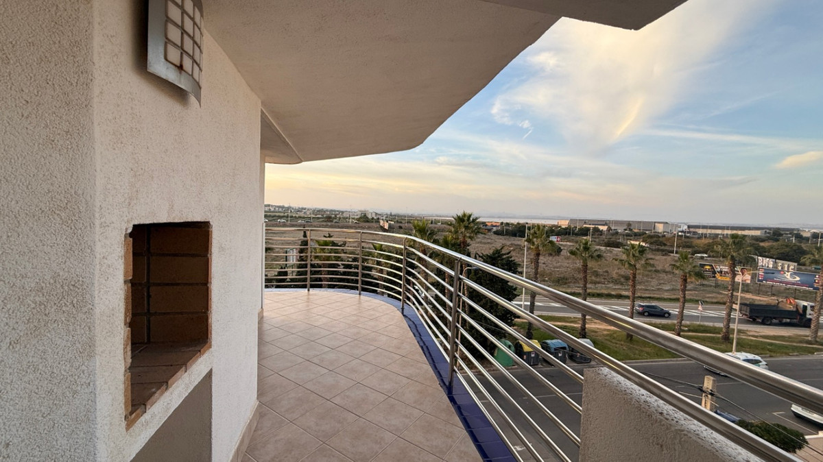 Huis te koop in Torrevieja | 1 slaapkamers H5406970