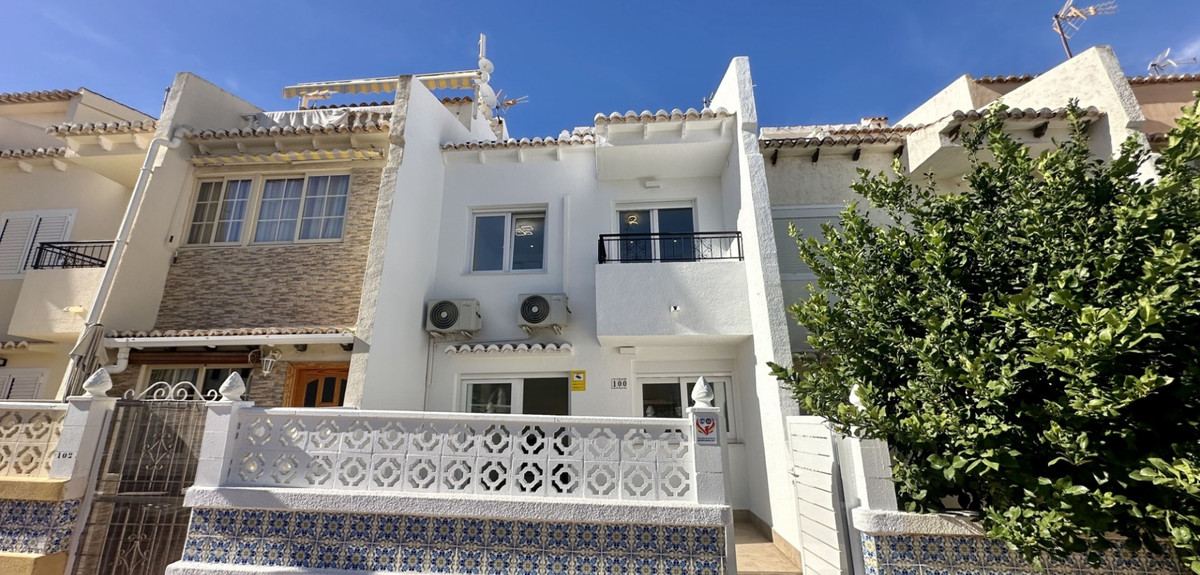 Huis te koop in Torrevieja | 3 slaapkamers H5408725
