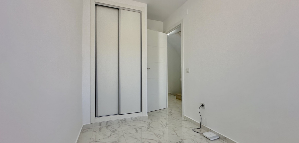 Huis te koop in Torrevieja | 3 slaapkamers H5408725