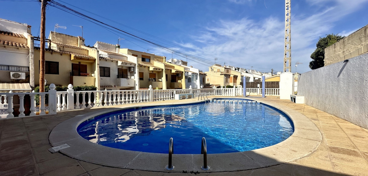 Huis te koop in Torrevieja | 3 slaapkamers H5408725