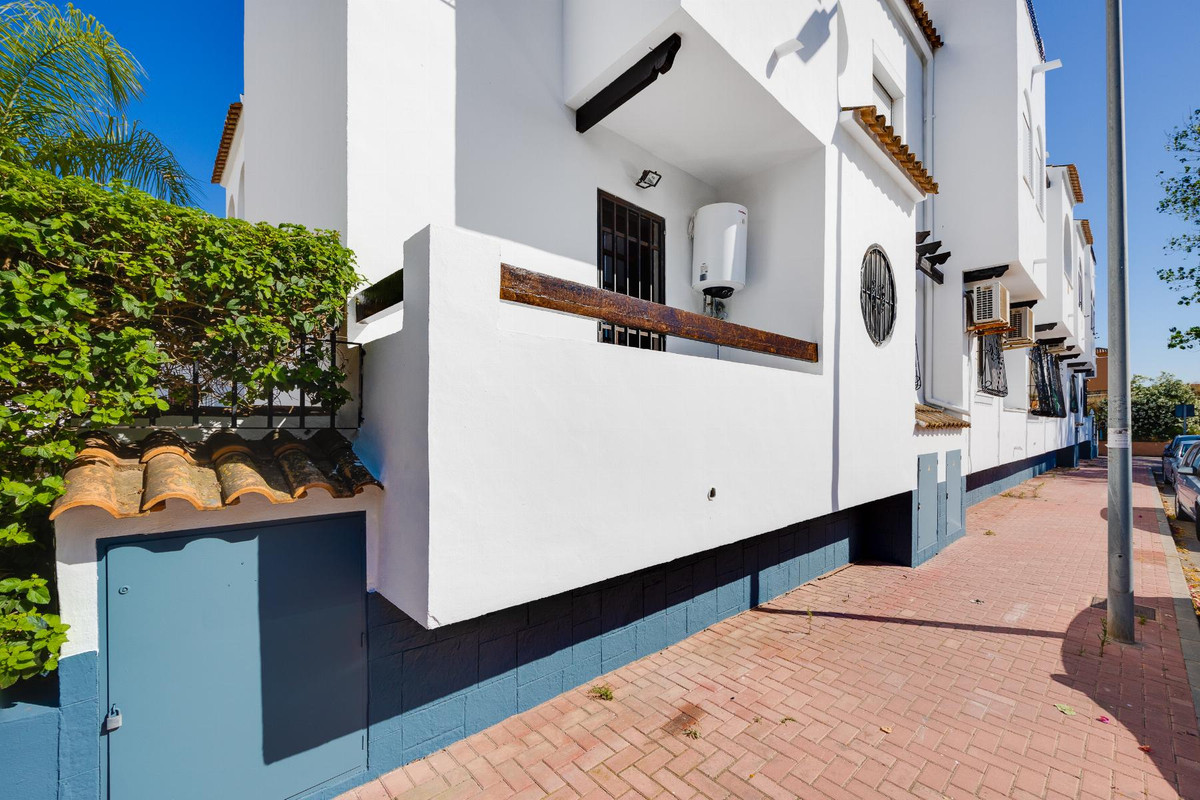 Bungalow te koop in Torrevieja | 2 slaapkamers H5410702