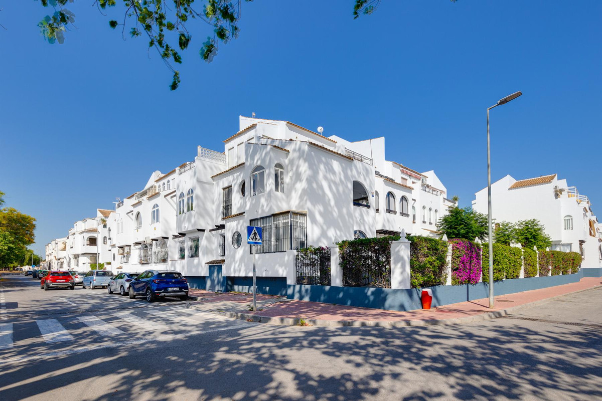 Bungalow te koop in Torrevieja | 2 slaapkamers H5410702
