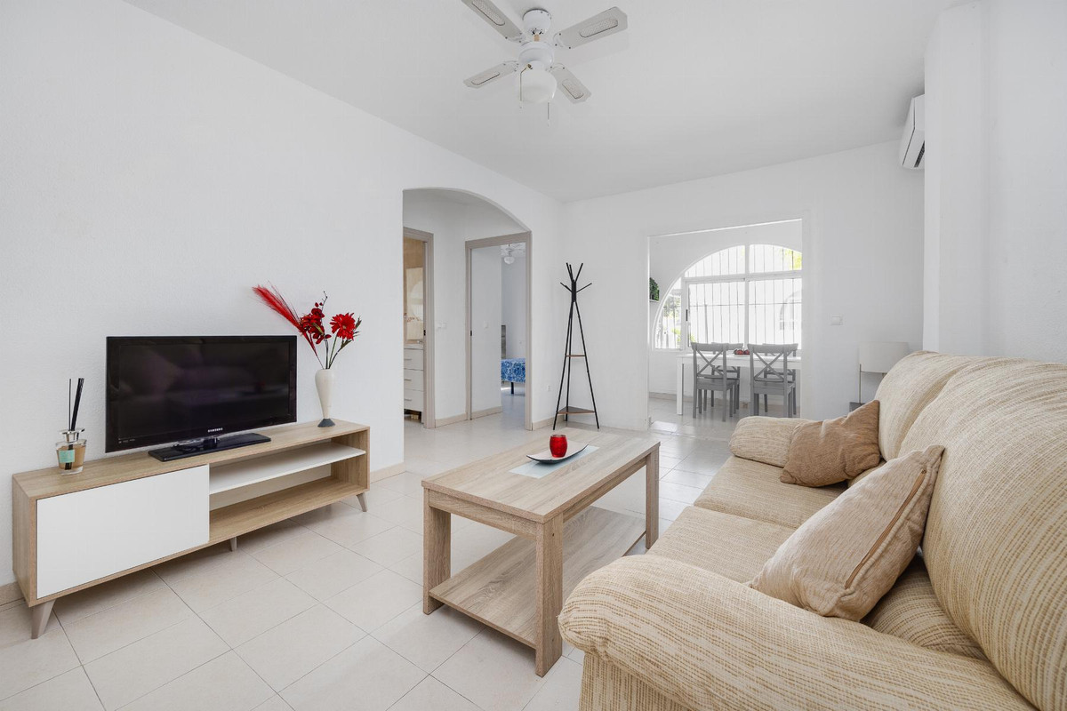 Bungalow te koop in Torrevieja | 2 slaapkamers H5410702