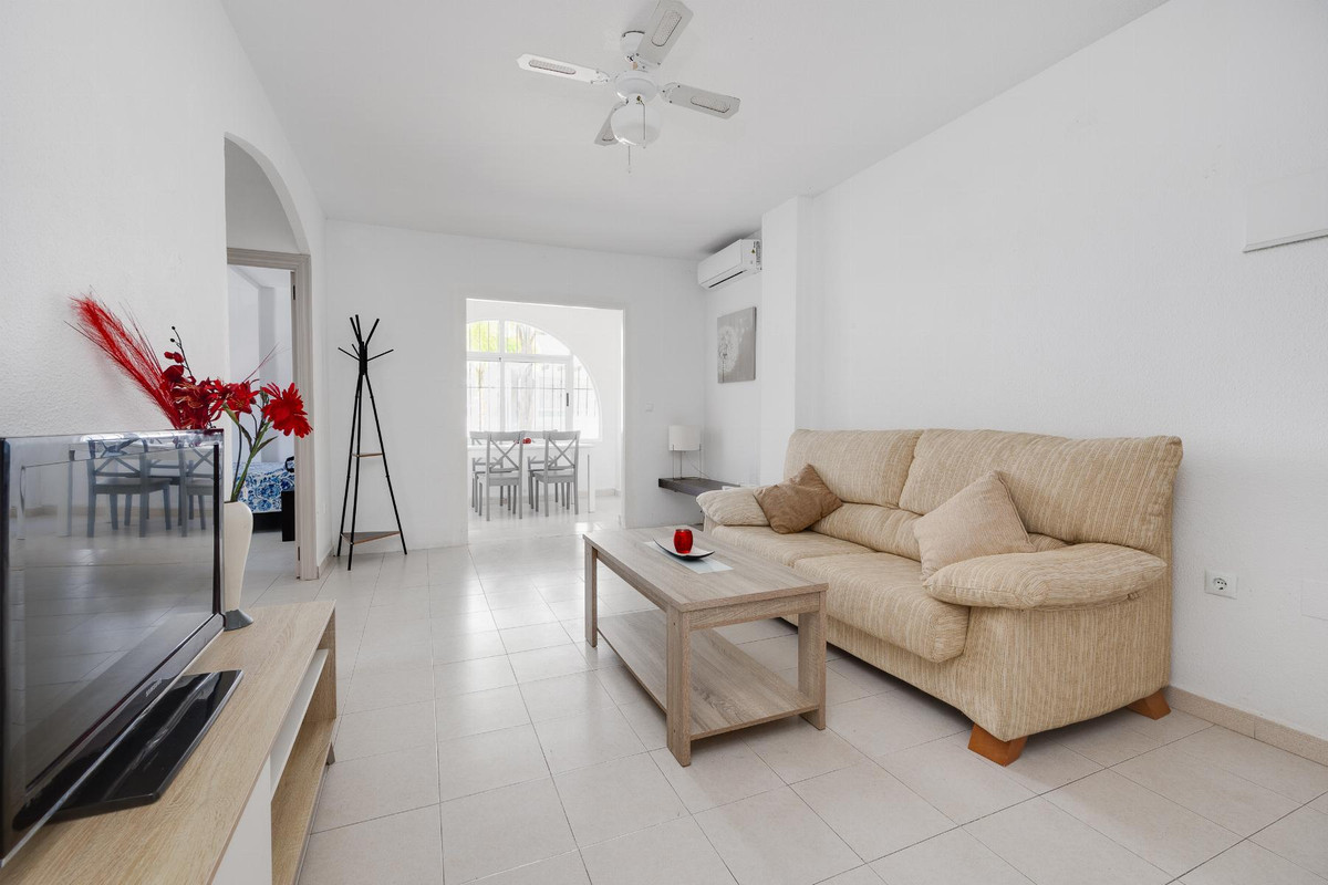 Bungalow te koop in Torrevieja | 2 slaapkamers H5410702