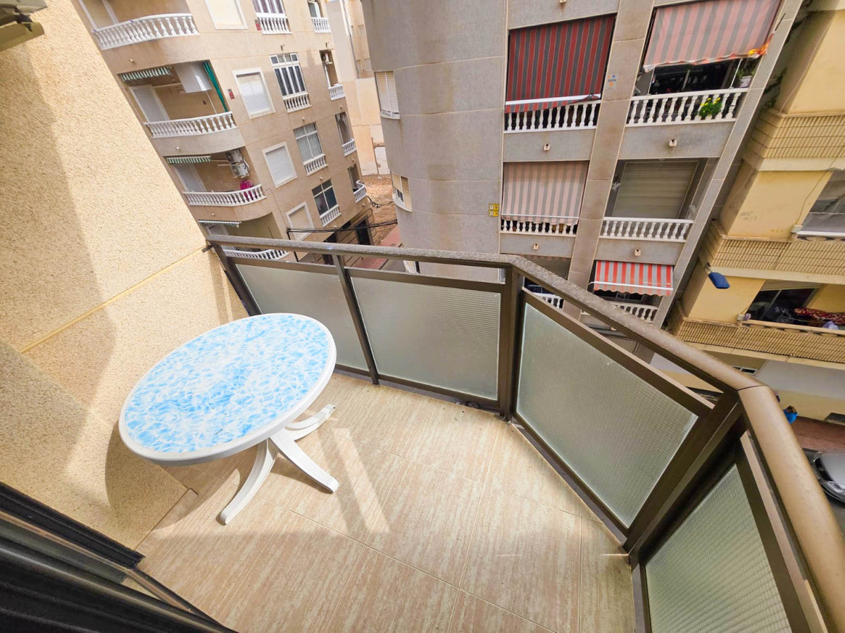 Huis te koop in Torrevieja | 3 slaapkamers H5426824