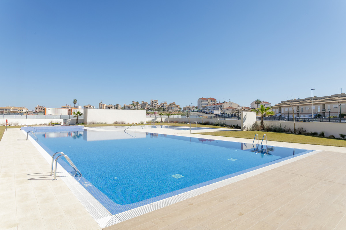 Huis te koop in Torrevieja | 3 slaapkamers H5432962