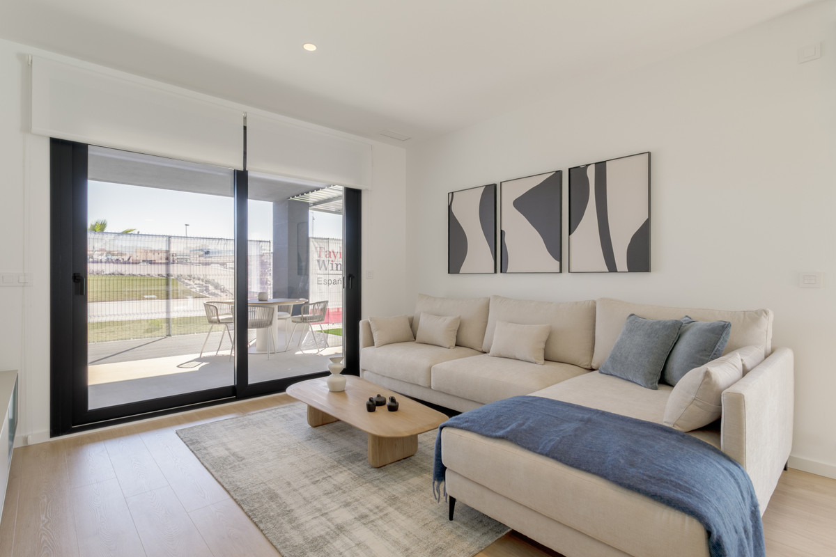 Huis te koop in Torrevieja | 3 slaapkamers H5432962