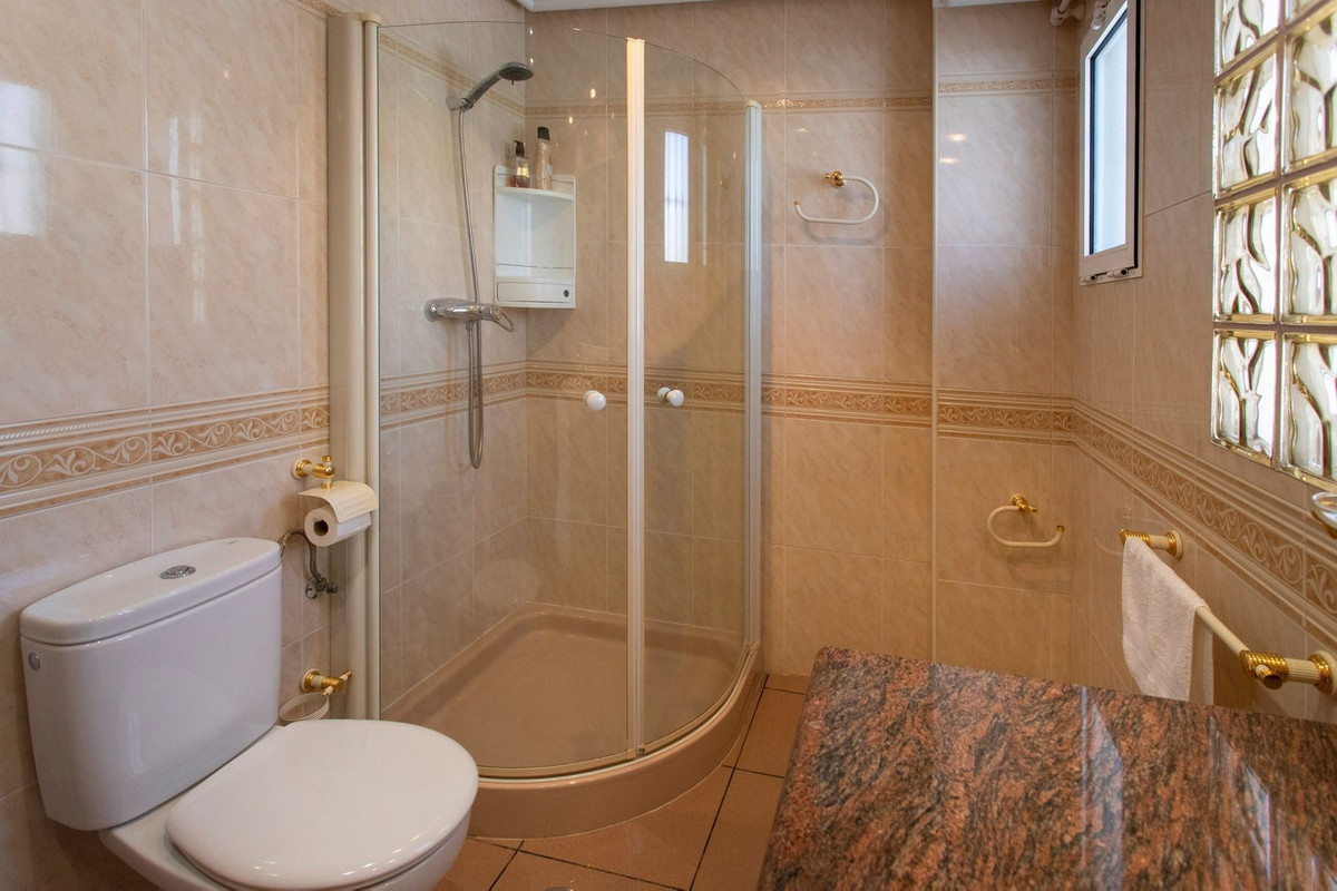 Huis te koop in Torrevieja | 4 slaapkamers H5435413