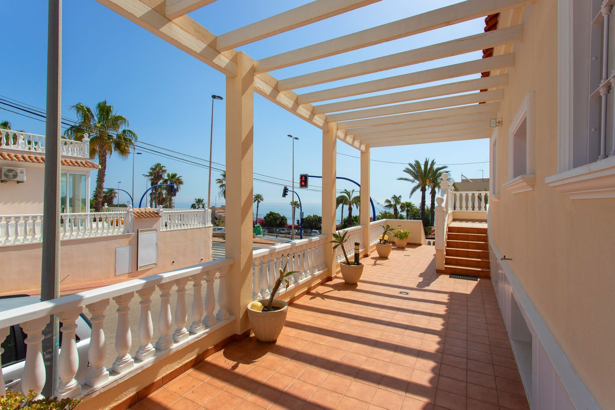 Huis te koop in Torrevieja | 4 slaapkamers H5435413