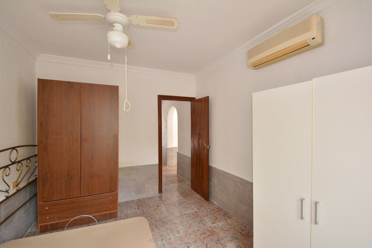 Huis te koop in Torrevieja | 4 slaapkamers H5439994