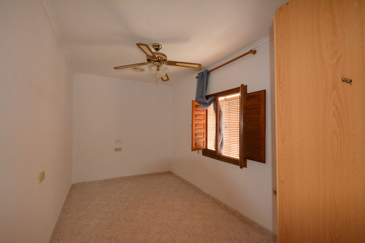 Huis te koop in Torrevieja | 4 slaapkamers H5439994