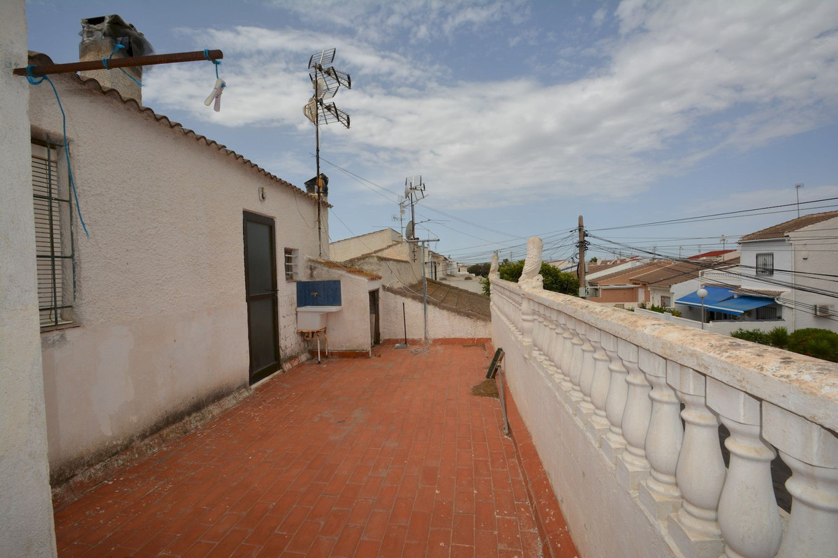 Huis te koop in Torrevieja | 4 slaapkamers H5439994