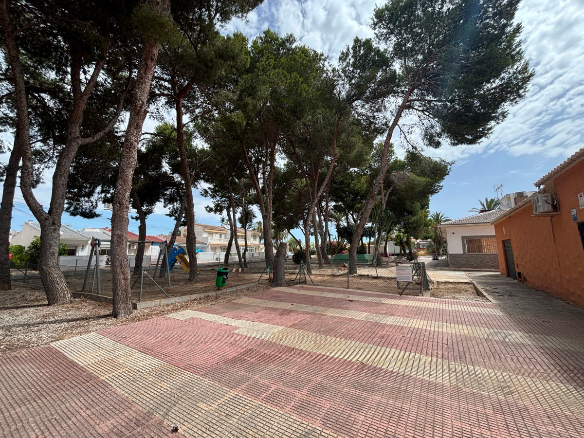 Huis te koop in Torrevieja | 4 slaapkamers H5439994