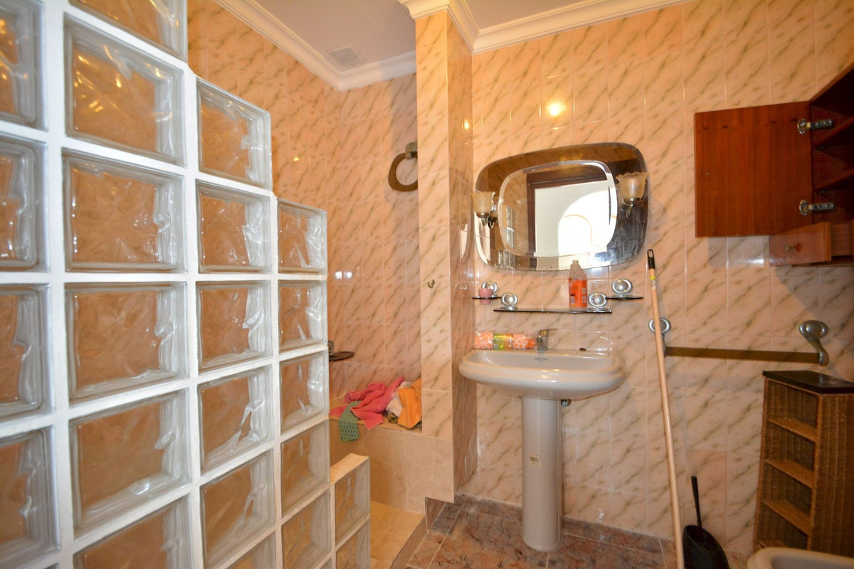 Huis te koop in Torrevieja | 4 slaapkamers H5439994