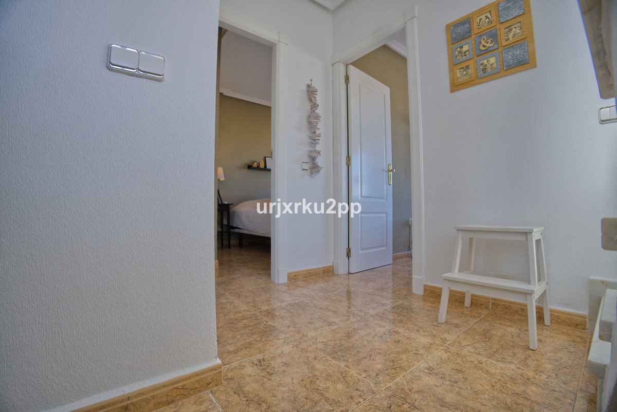 Huis te koop in Torrevieja | 3 slaapkamers H5441560