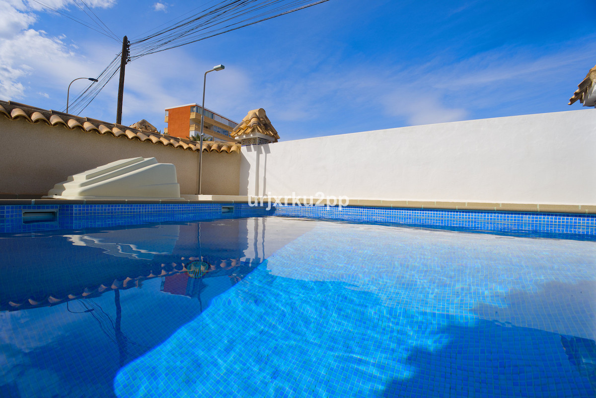 Huis te koop in Torrevieja | 3 slaapkamers H5441560