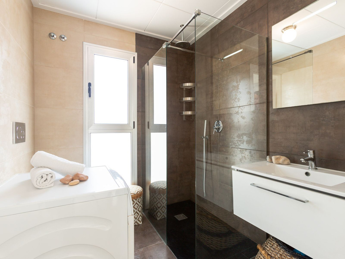 Huis te koop in Torrevieja | 5 slaapkamers H5442097