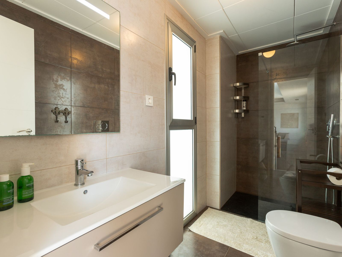 Huis te koop in Torrevieja | 5 slaapkamers H5442097