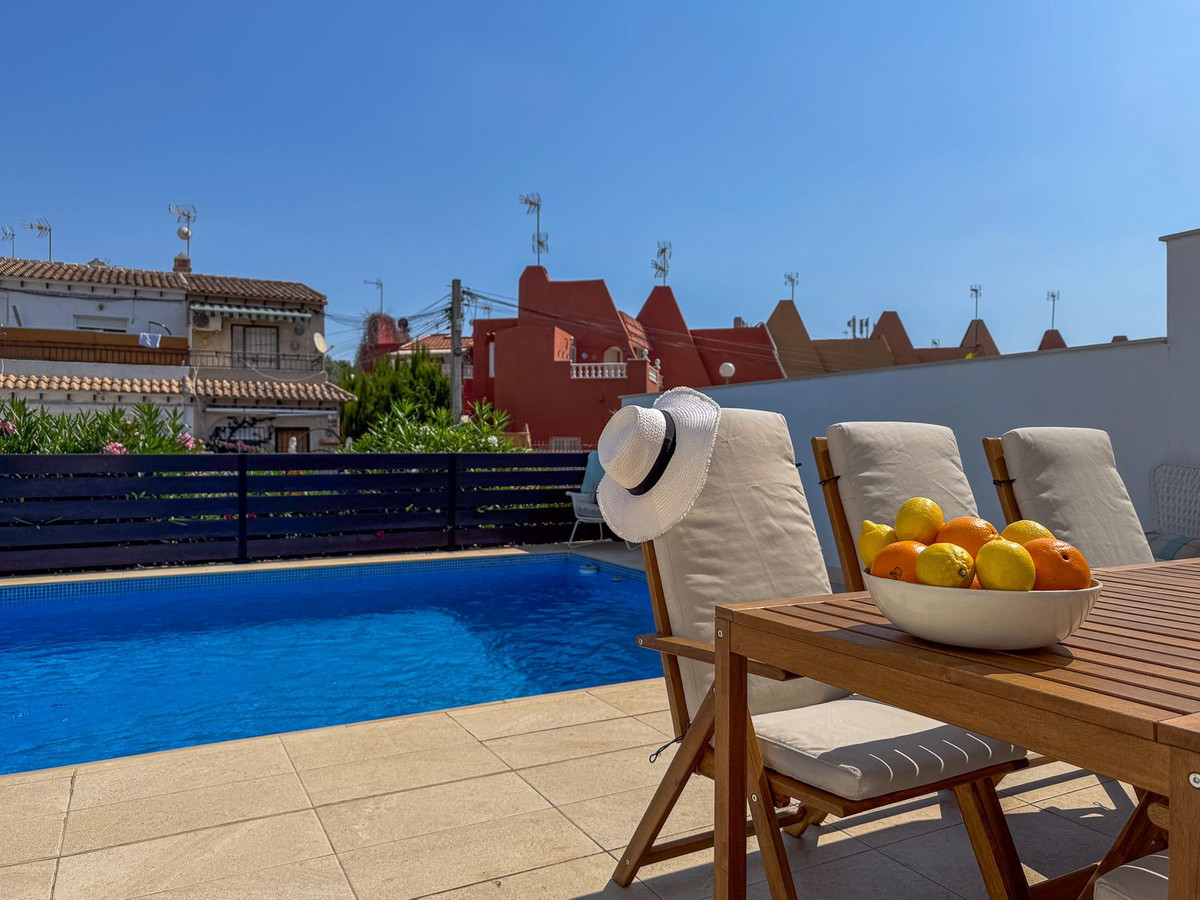 Huis te koop in Torrevieja | 5 slaapkamers H5442097