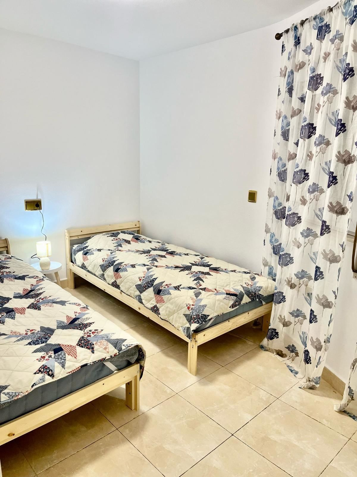 Bungalow te koop in Torrevieja | 2 slaapkamers H5443744