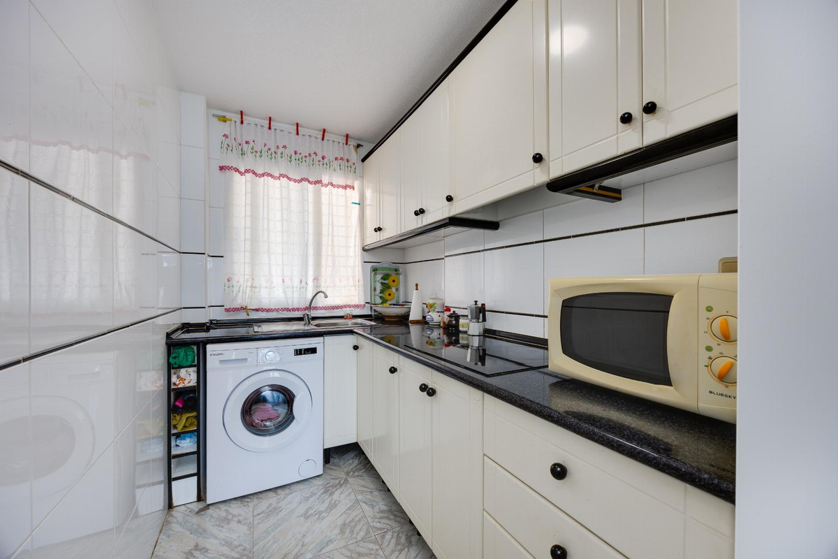 Appartement te koop in Torrevieja | 2 slaapkamers H5449519