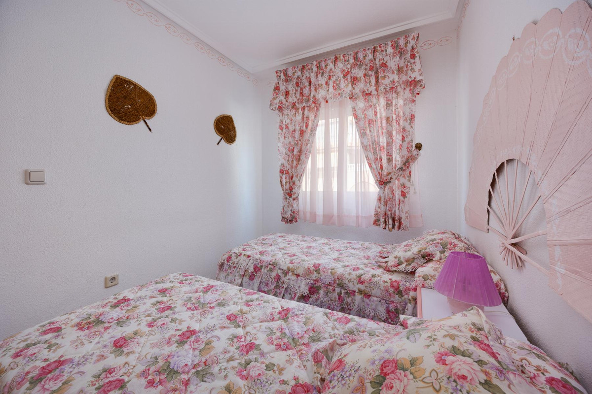 Appartement te koop in Torrevieja | 2 slaapkamers H5449519