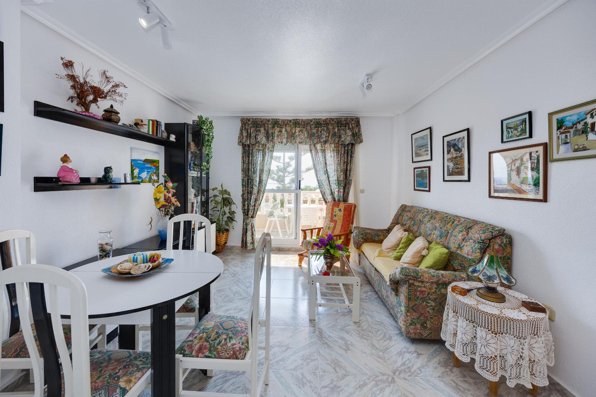 Appartement te koop in Torrevieja | 2 slaapkamers H5449519