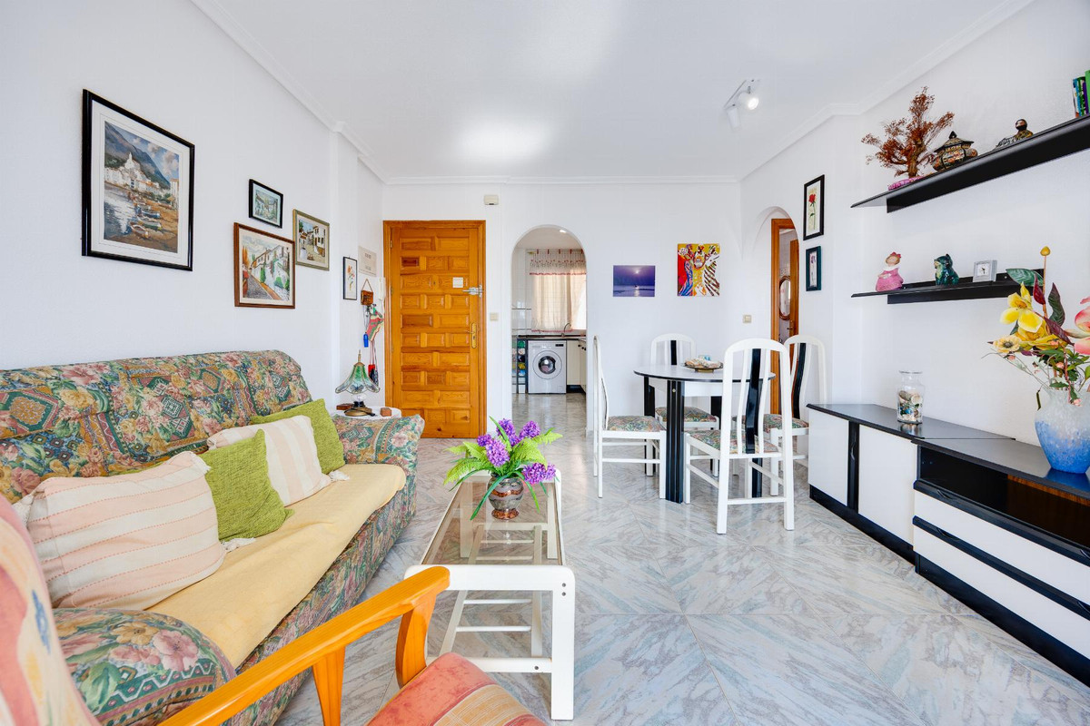 Appartement te koop in Torrevieja | 2 slaapkamers H5449519