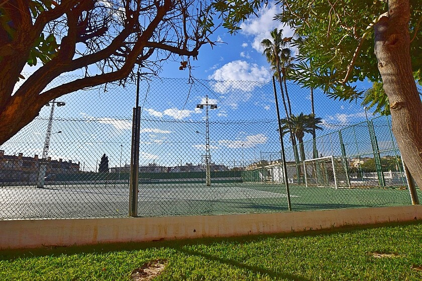 Grond te koop in Torrevieja | 3 slaapkamers H5456341