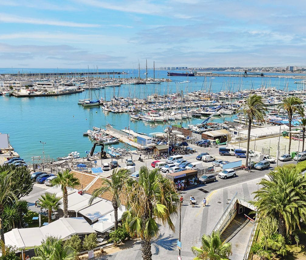 Huis te koop in Torrevieja | 3 slaapkamers H5462599