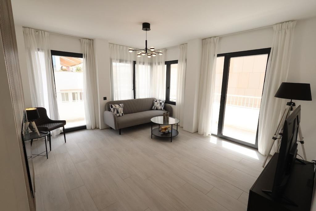 Huis te koop in Torrevieja | 3 slaapkamers H5464282